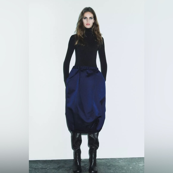 Zara VOLUMINOUS TAFFETA SKIRT LIMITED EDITION. Navy Blue. Size XS. New with Tags - Picture 3 of 16